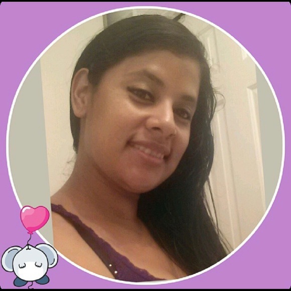 Meet your Posher, Miriam - Picture 1 of 1